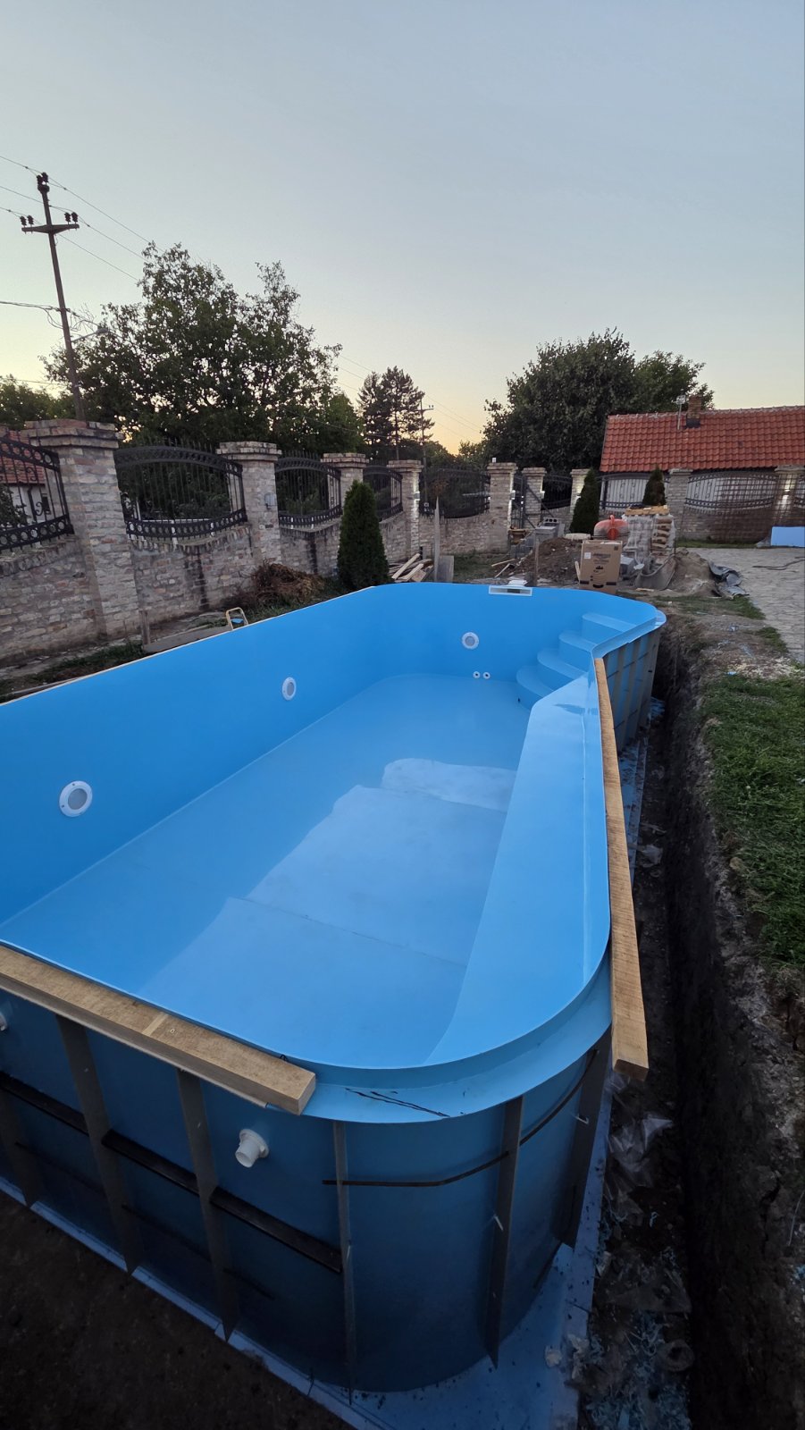 Plastični bazen za dvorište